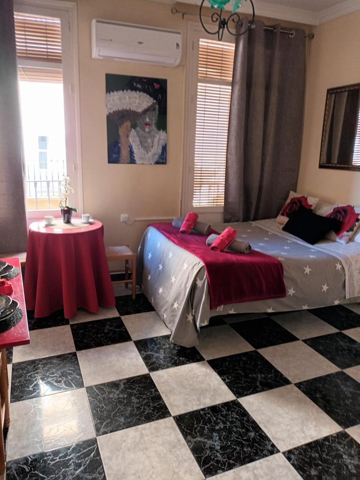 Apartamentos Oscar Granada Phòng bức ảnh